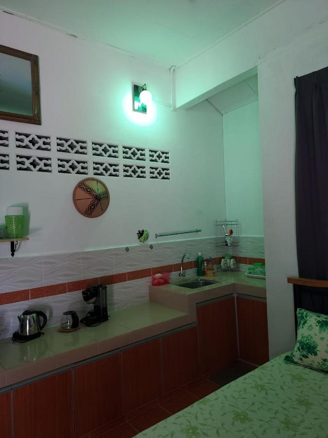Room 345 Kota Bharu Kültér fotó