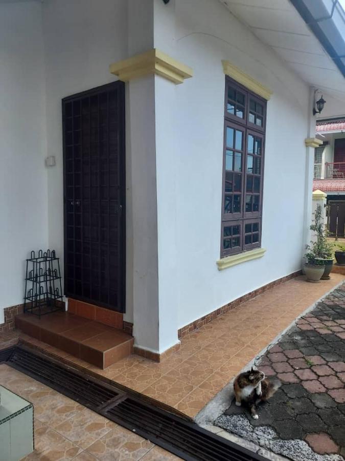 Room 345 Kota Bharu Kültér fotó