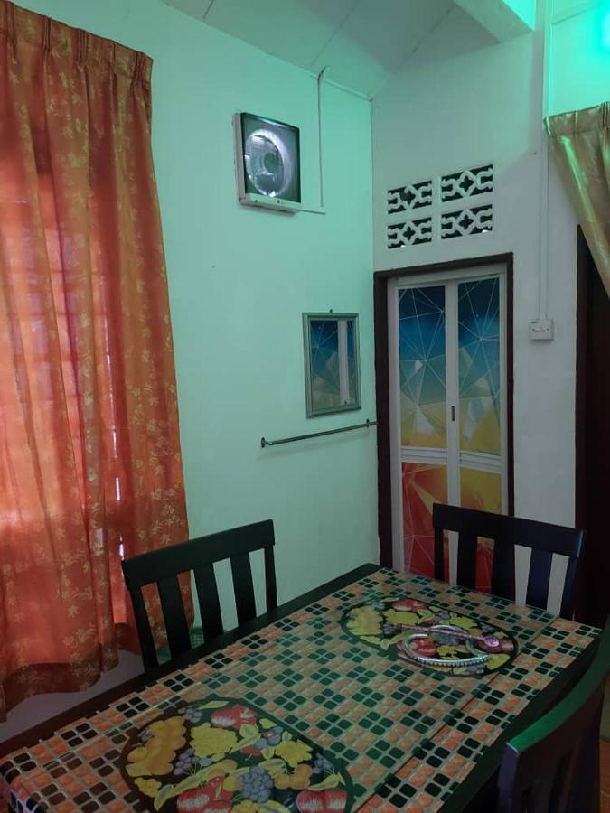 Room 345 Kota Bharu Kültér fotó