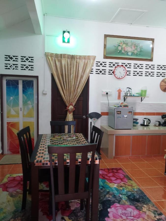 Room 345 Kota Bharu Kültér fotó